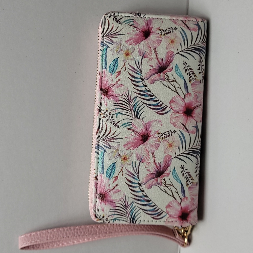 NWOT Floral Wallet